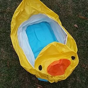 Inflatable baby bath